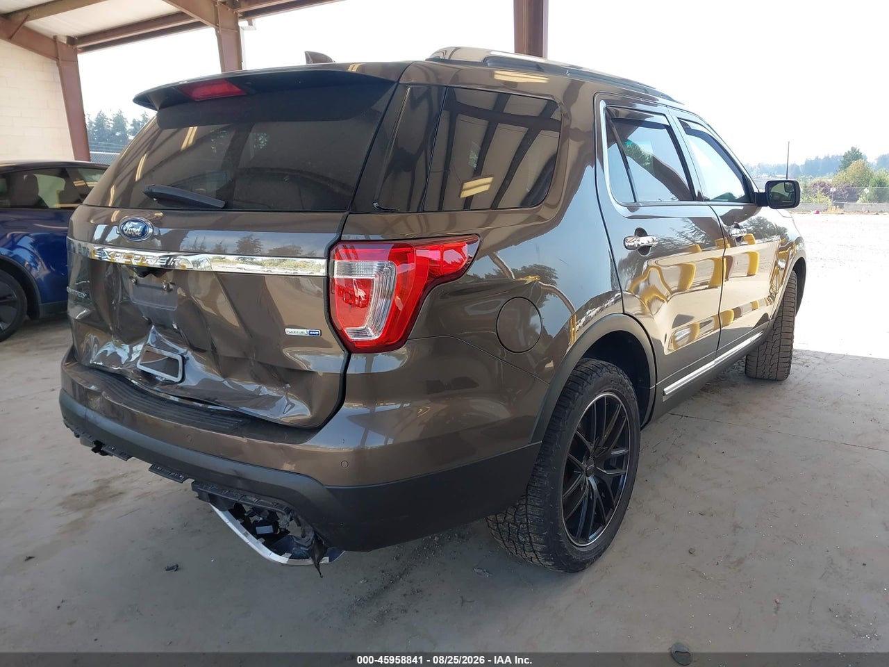 2016 FORD EXPLORER LIMITED · 4/11