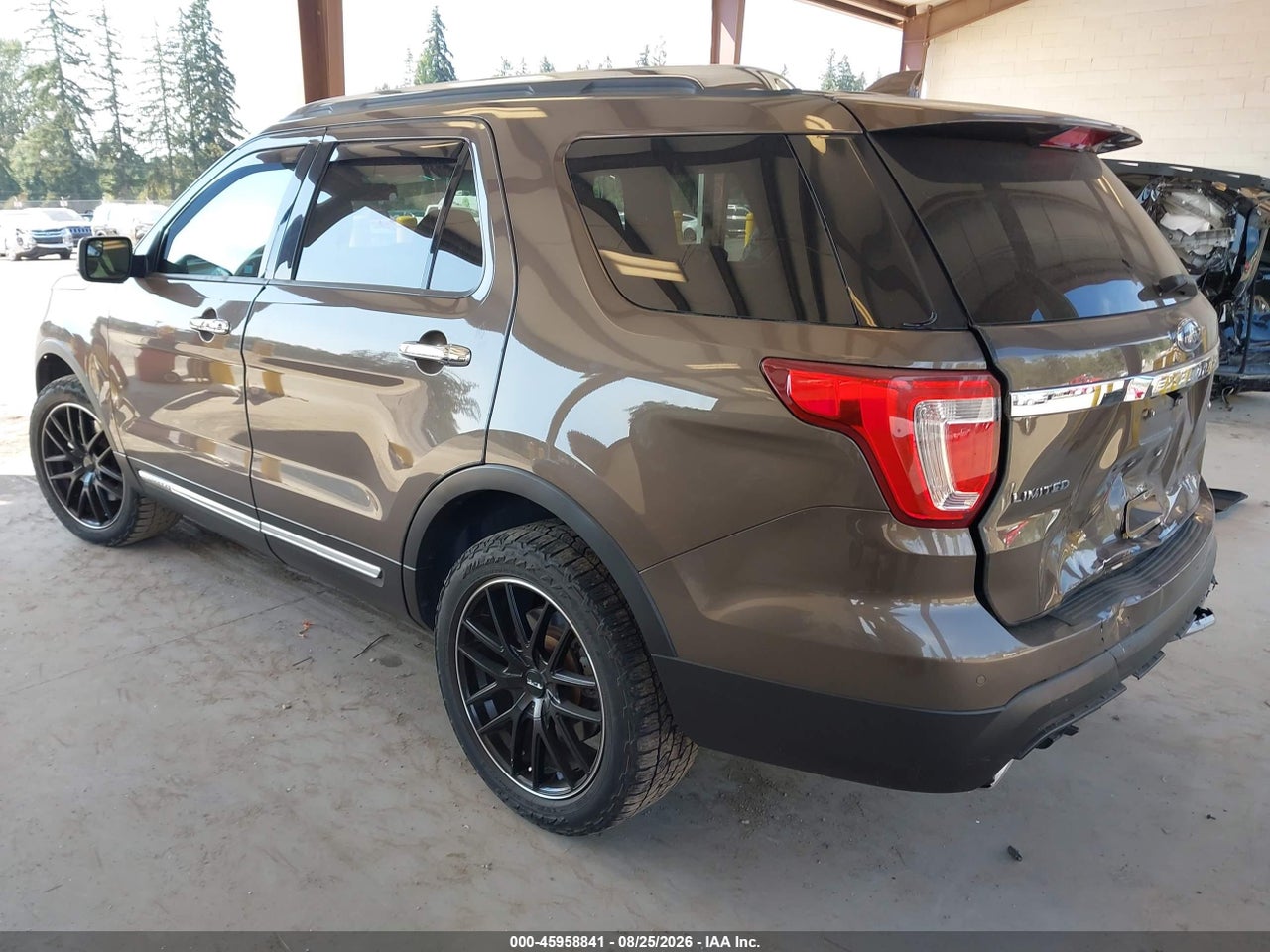 2016 FORD EXPLORER LIMITED · 3/11
