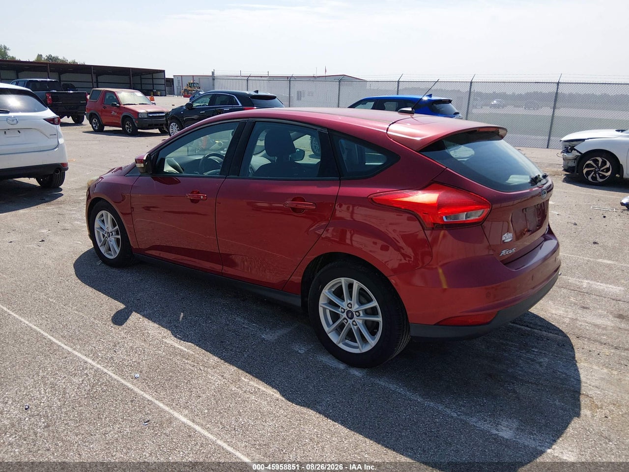 2015 FORD FOCUS SE · 3/8