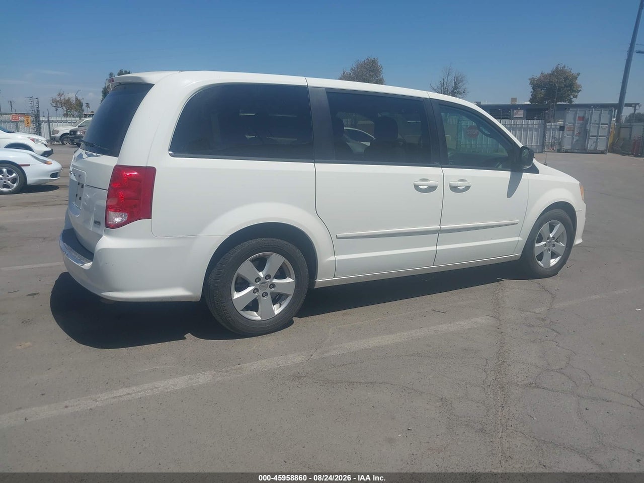 2013 DODGE GRAND CARAVAN SE · 4/11