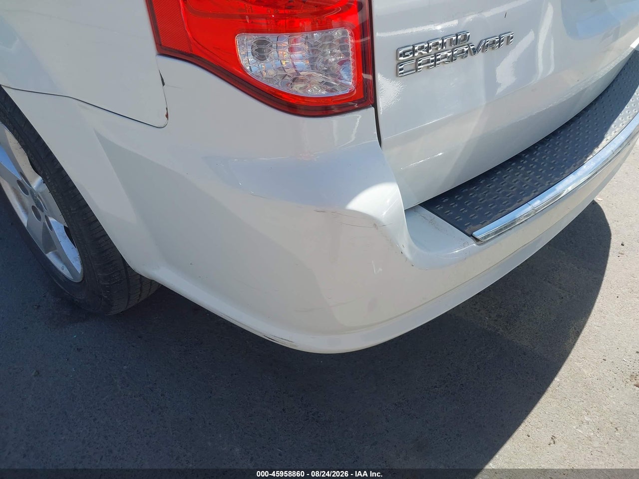 2013 DODGE GRAND CARAVAN SE · 6/11