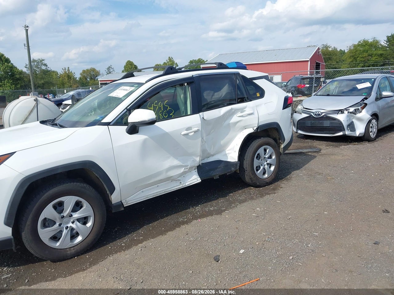 2019 TOYOTA RAV4 LE · 6/11