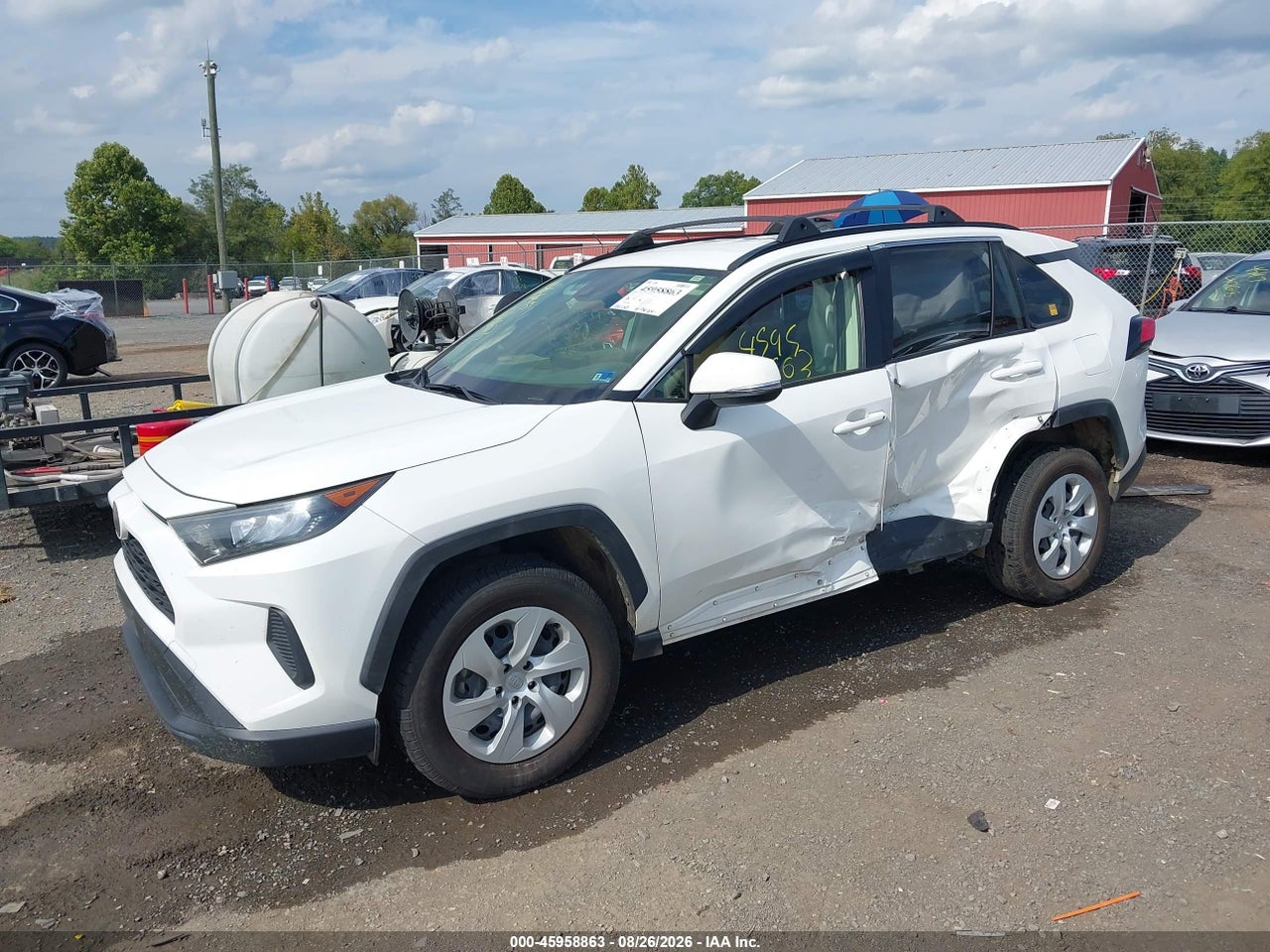 2019 TOYOTA RAV4 LE · 2/11