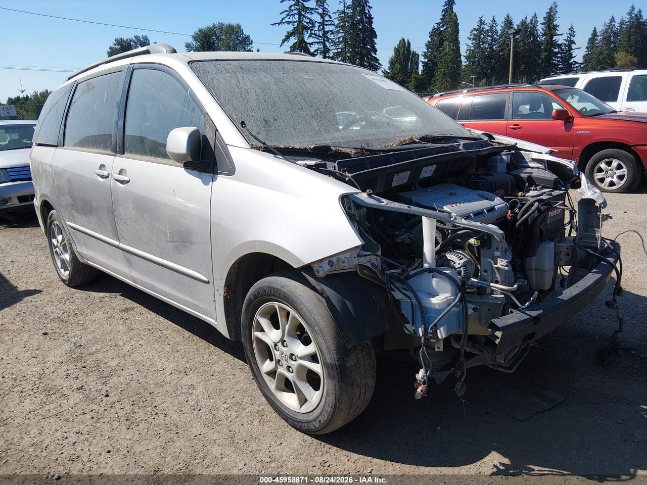 2004 TOYOTA SIENNA XLE