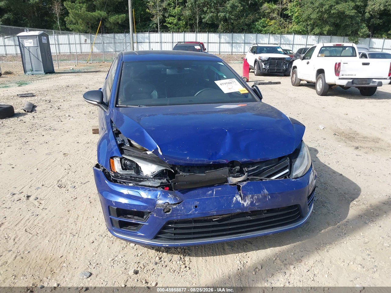 2015 VOLKSWAGEN GOLF R 4-DOOR · 6/11