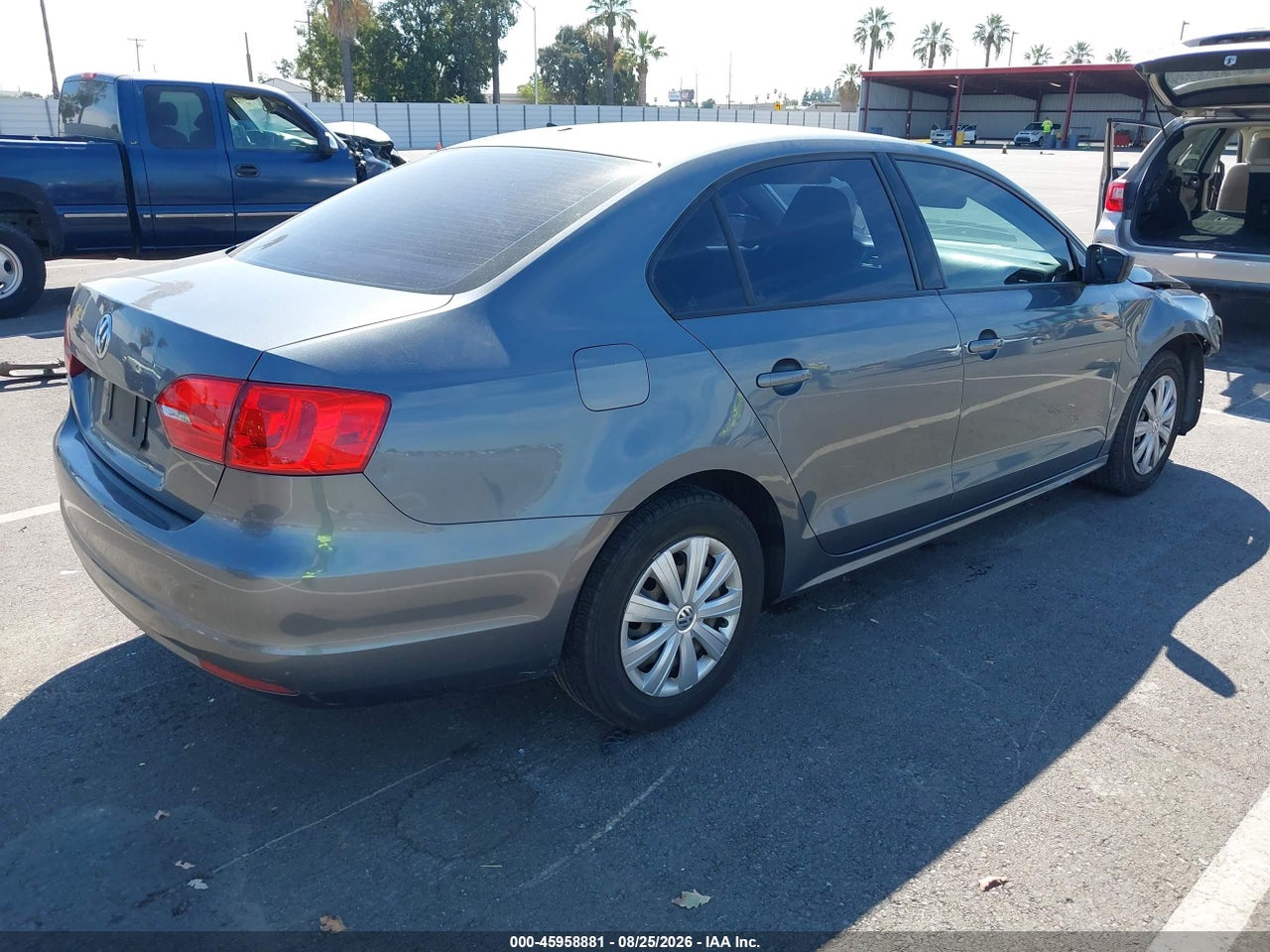 2013 VOLKSWAGEN JETTA 2.0L S · 4/11