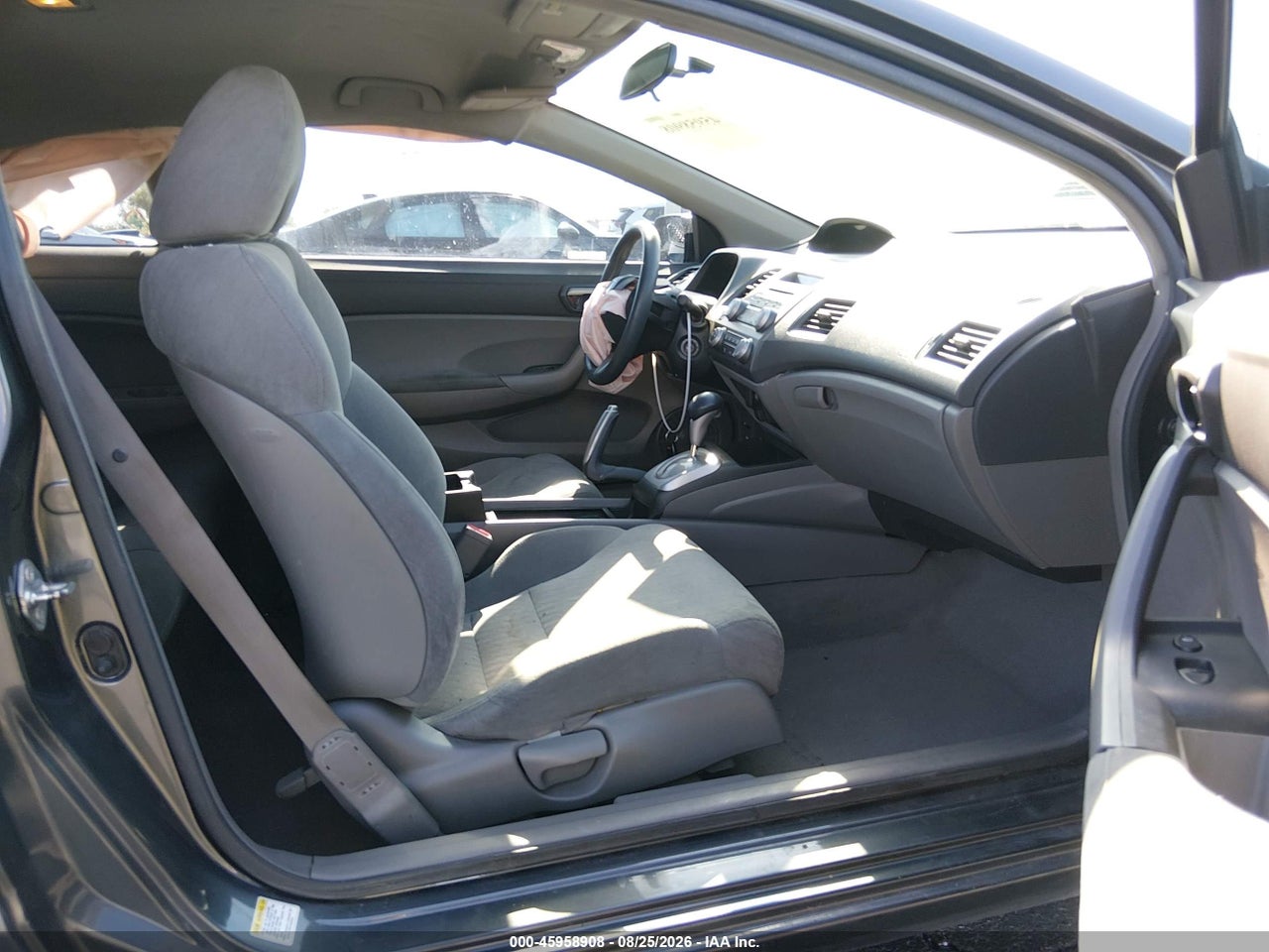 2010 HONDA CIVIC LX · 5/11