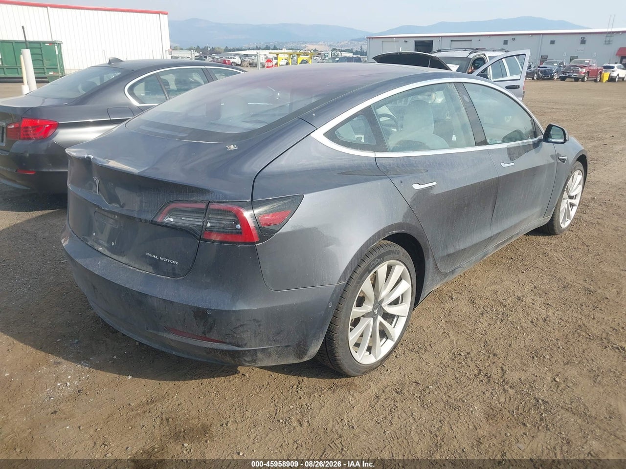 2018 TESLA MODEL 3 LONG RANGE/PERFORMANCE · 4/11