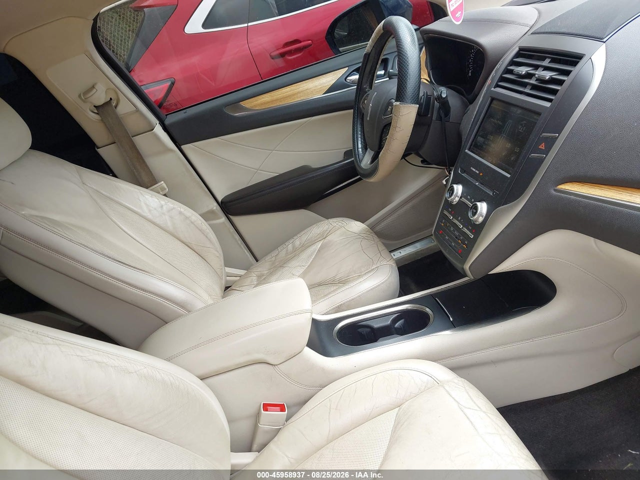 2015 LINCOLN MKC · 5/11