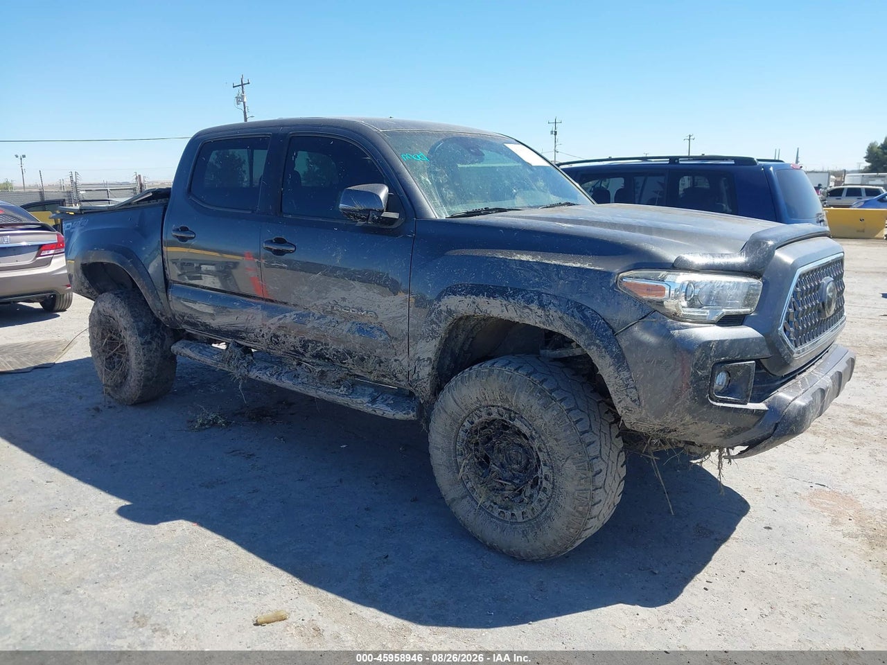 3TMCZ5AN1KM****** · 2019 TOYOTA TACOMA TRD OFF ROAD