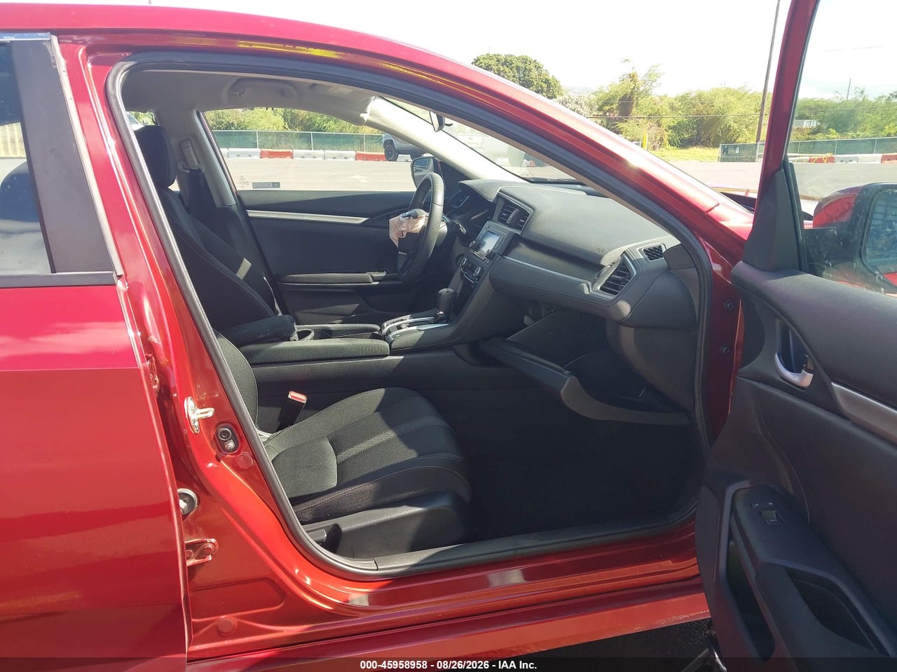 2020 HONDA CIVIC LX · 5/10