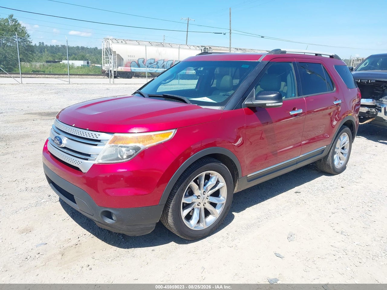2013 FORD EXPLORER XLT · 2/11