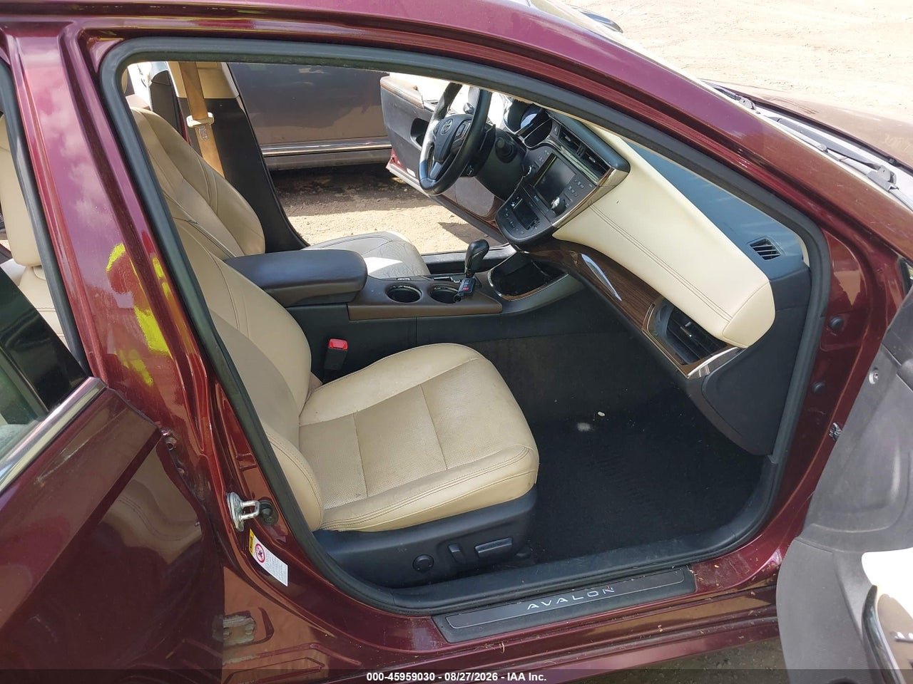 2013 TOYOTA AVALON LIMITED · 5/11