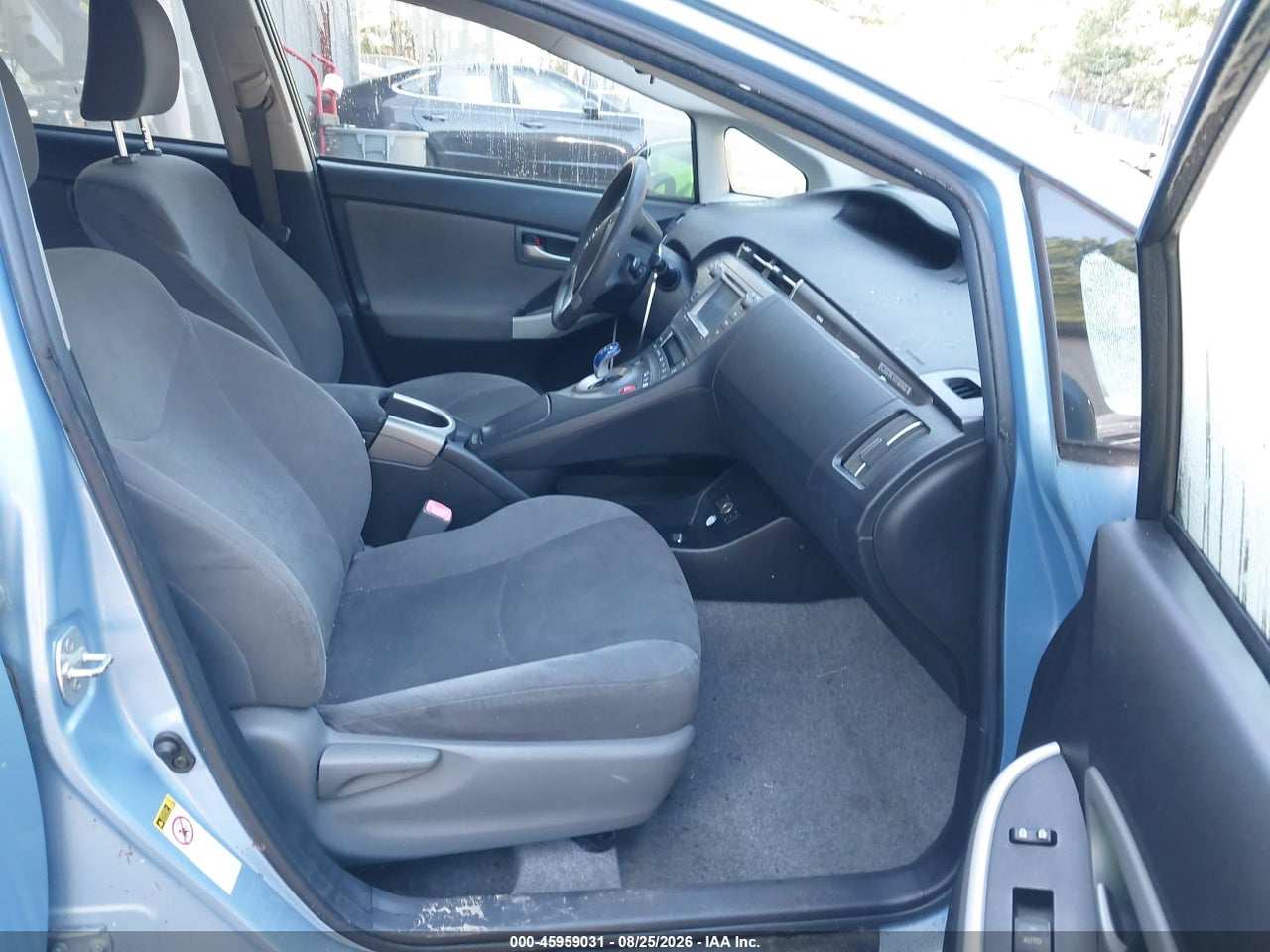 2012 TOYOTA PRIUS PLUG-IN · 5/11