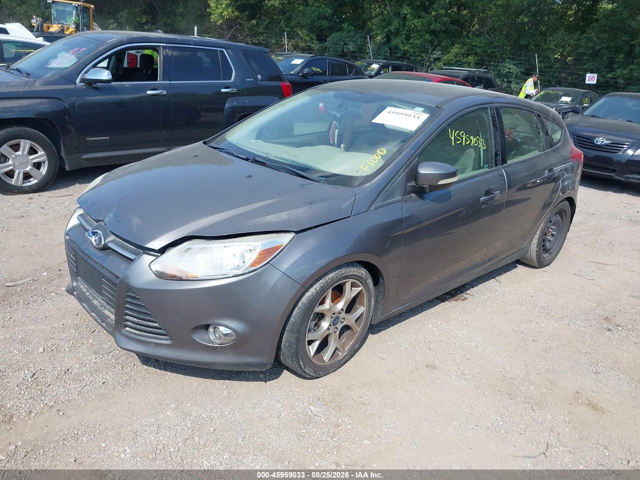 2014 FORD FOCUS SE · 2/11