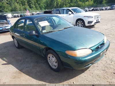 1999 FORD ESCORT SE
