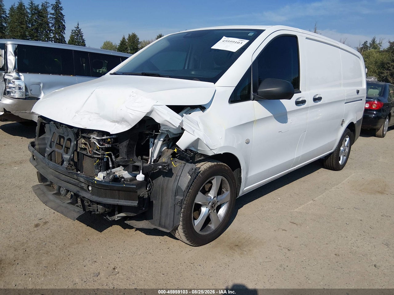 2020 MERCEDES-BENZ METRIS   · 2/11