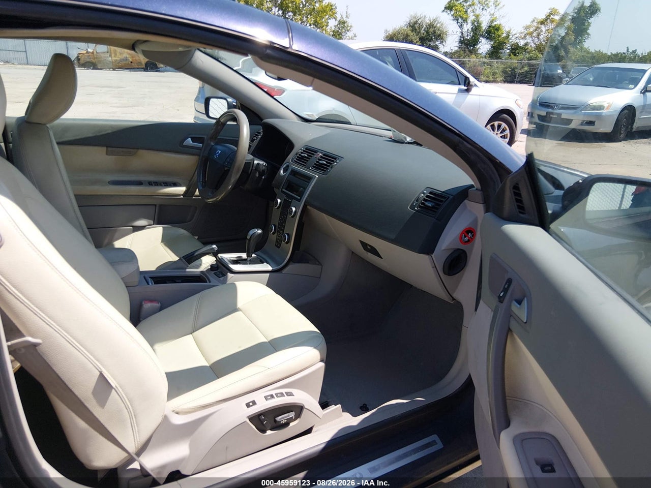 2007 VOLVO C70 T5 · 5/11