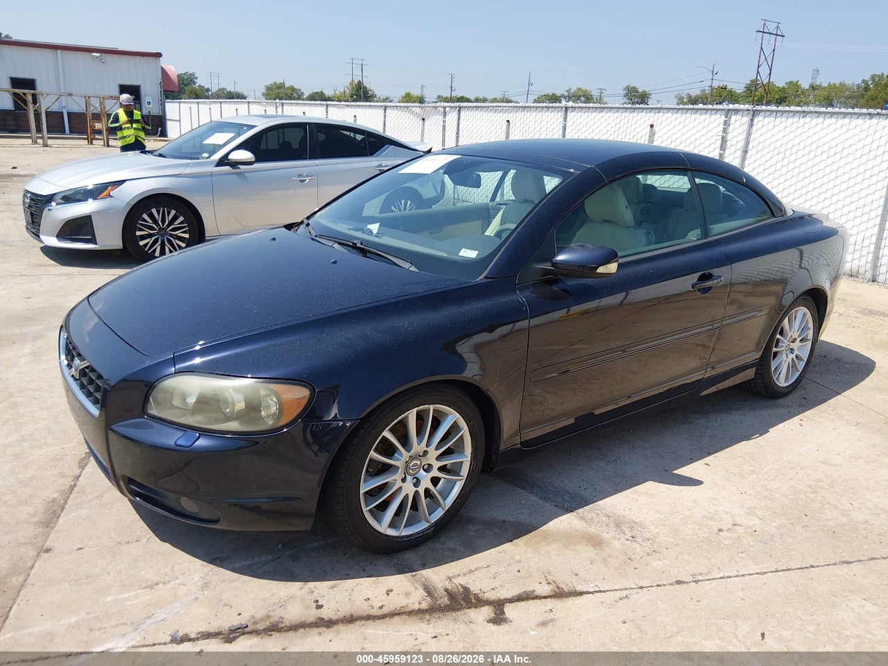 2007 VOLVO C70 T5 · 2/11