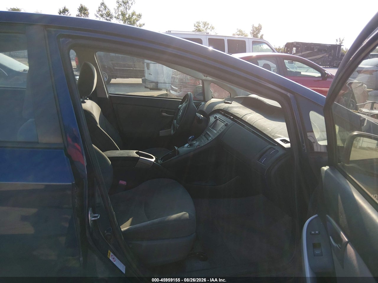 2012 TOYOTA PRIUS TWO · 5/6