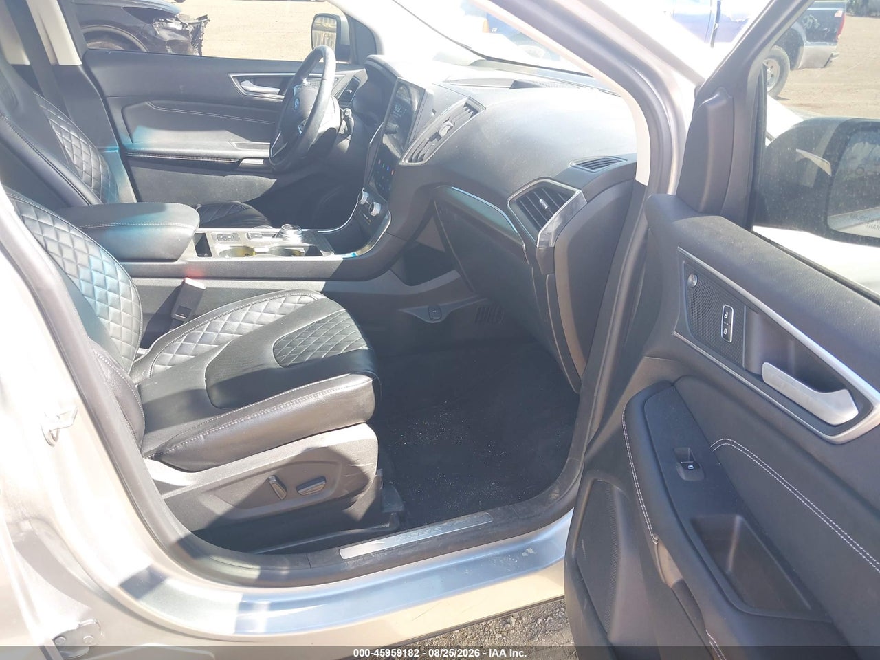 2023 FORD EDGE TITANIUM · 5/11
