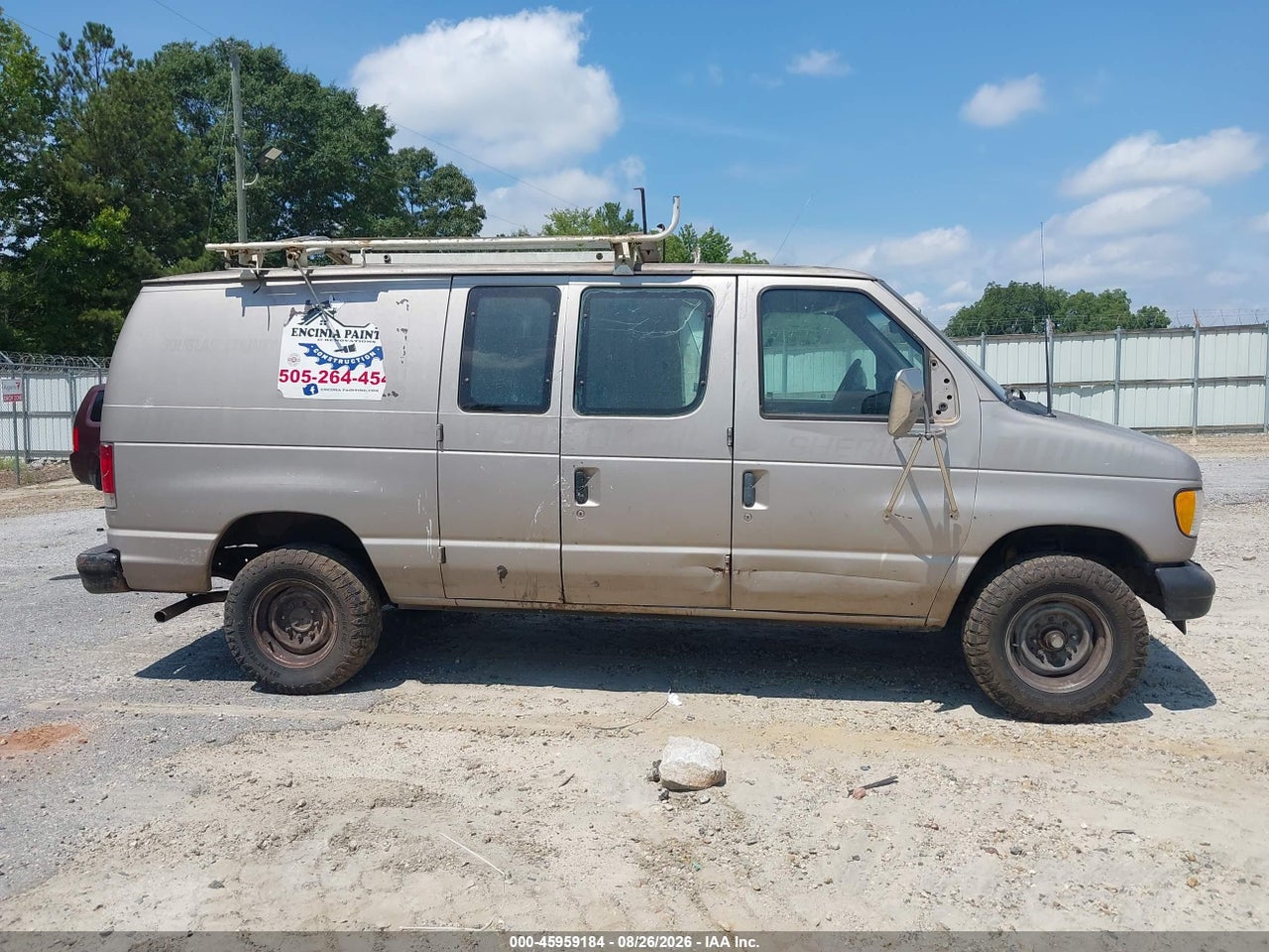 2002 FORD E-250 COMMERCIAL · 6/11
