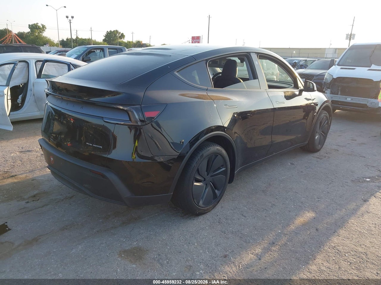 2026 TESLA MODEL Y ALL-WHEEL DRIVE/LONG RANGE LAUNCH SERIES/PREMIUM ALL-WHEEL DRIVE · 4/11