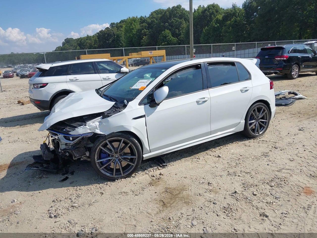 2024 VOLKSWAGEN GOLF R 2.0T · 2/10