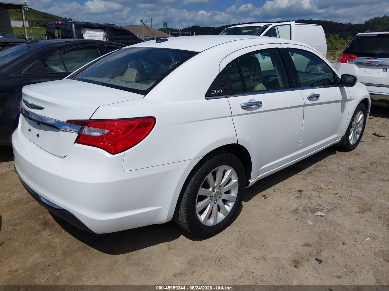 2014 CHRYSLER 200 LIMITED · 4/11