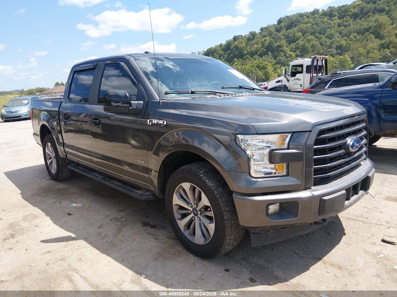 1FTEW1EPXHF****** · 2017 FORD F-150 XL