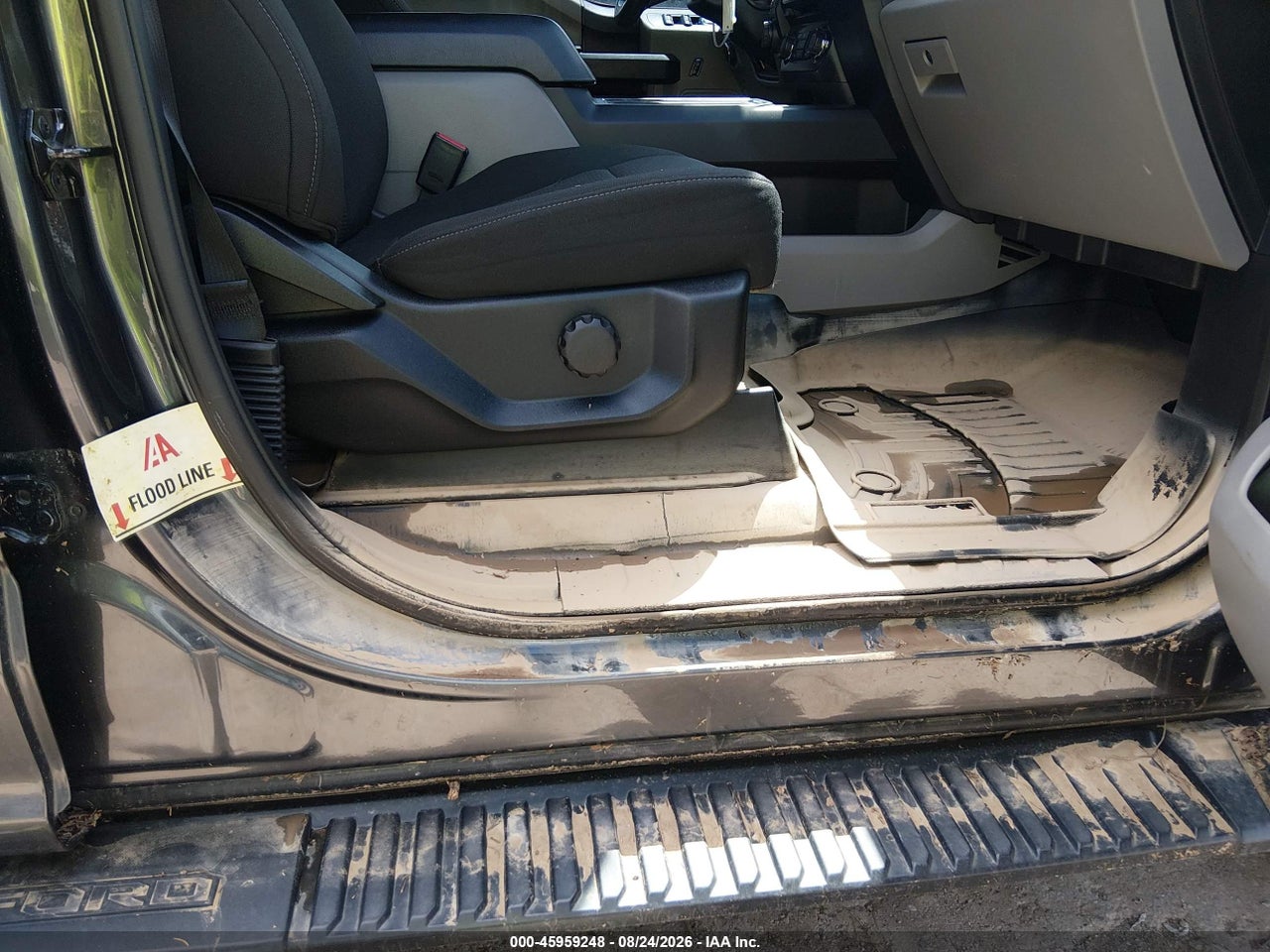 2017 FORD F-150 XL · 6/11