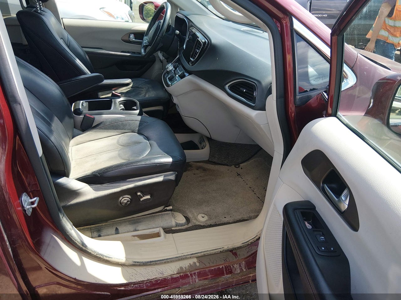 2018 CHRYSLER PACIFICA TOURING L PLUS · 5/11