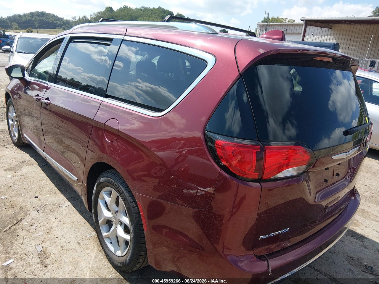 2018 CHRYSLER PACIFICA TOURING L PLUS · 3/11