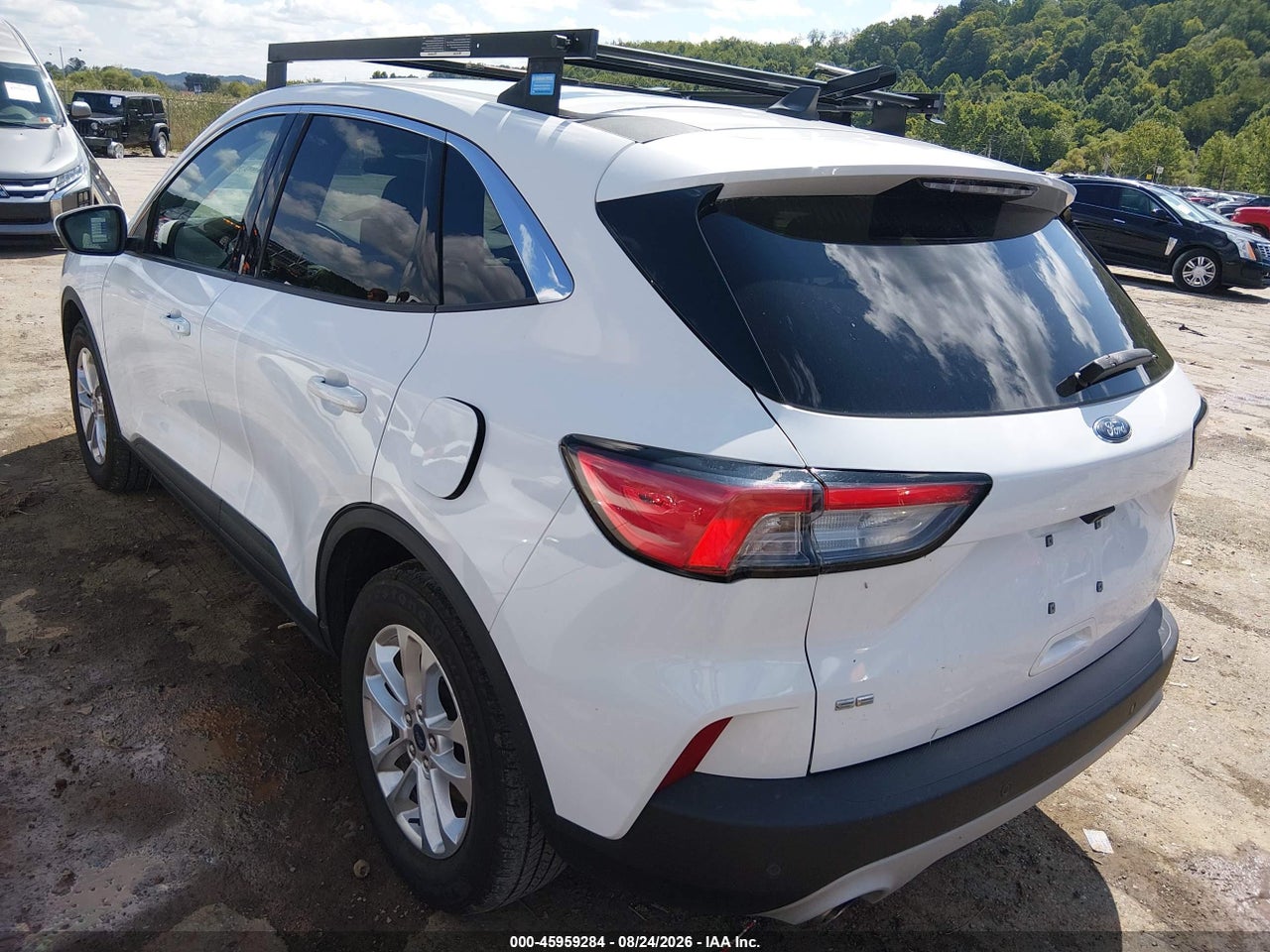 2021 FORD ESCAPE SE · 3/11