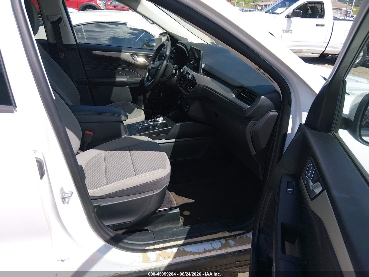 2021 FORD ESCAPE SE · 5/11