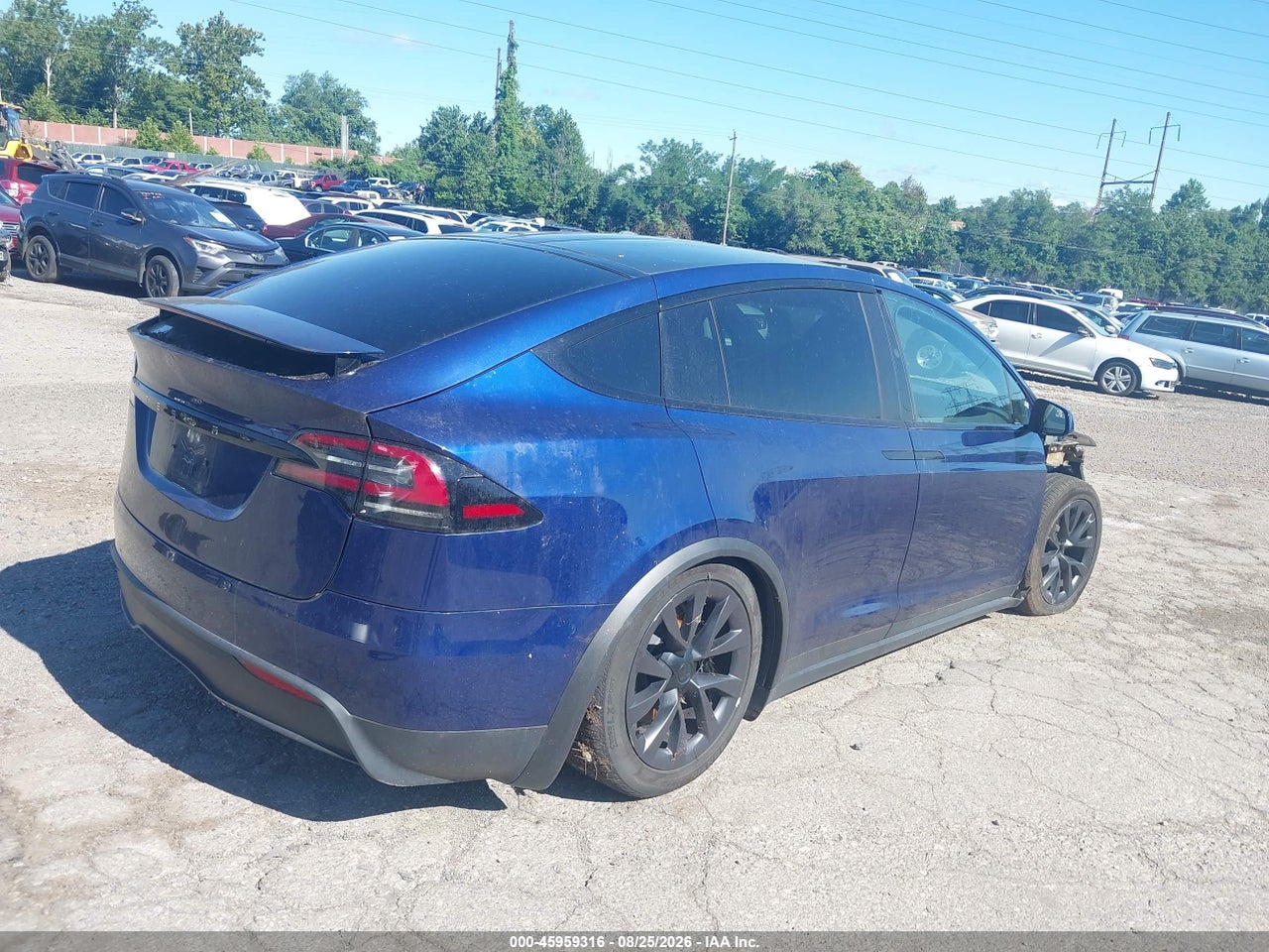 2024 TESLA MODEL X LONG RANGE · 4/10