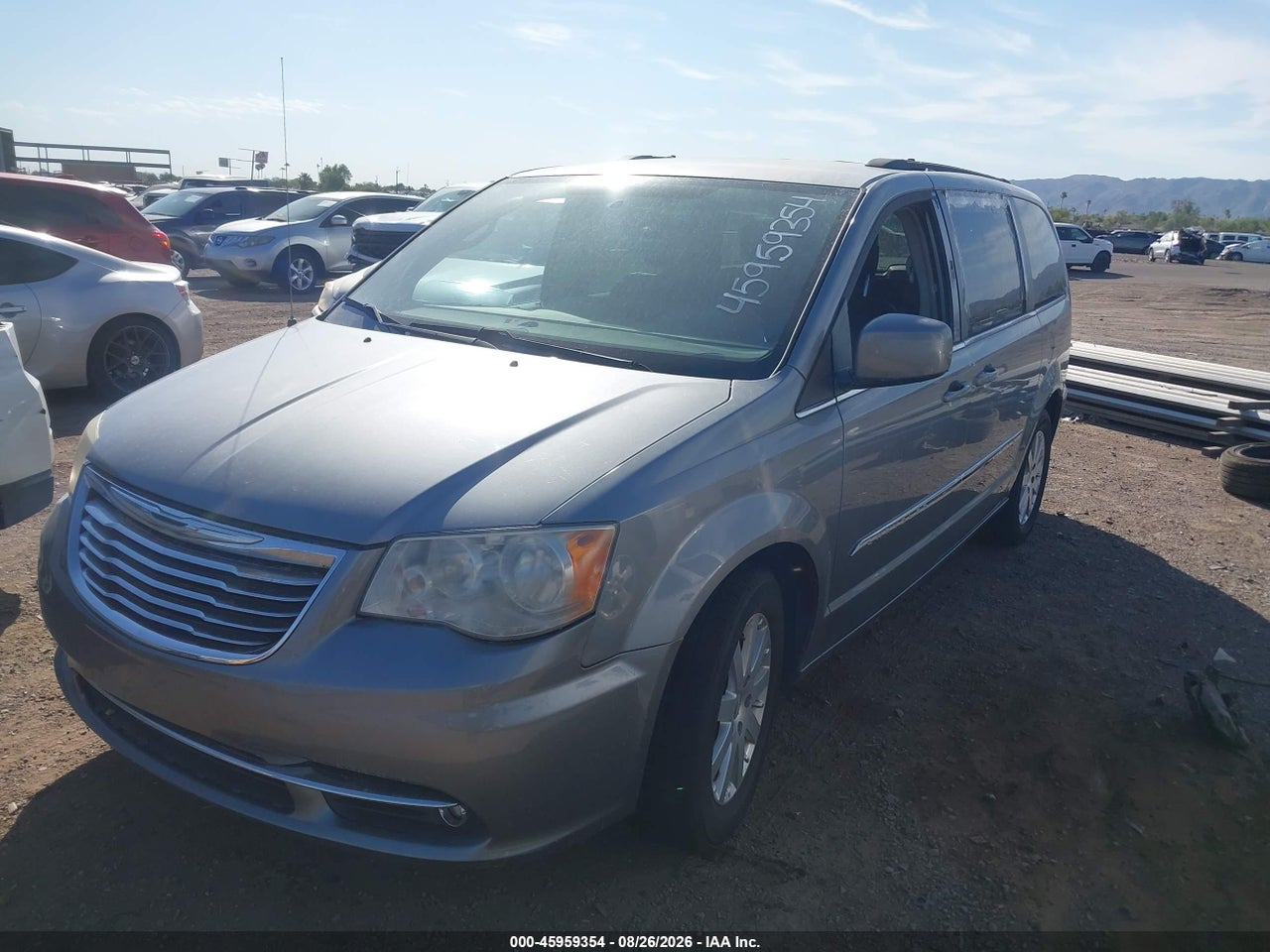 2014 CHRYSLER TOWN &amp; COUNTRY TOURING · 2/11