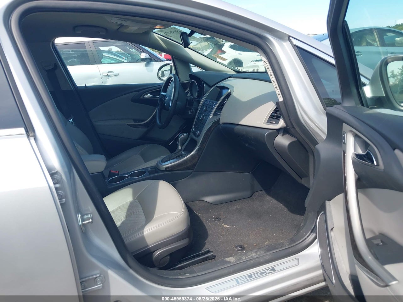 2014 BUICK VERANO · 5/11