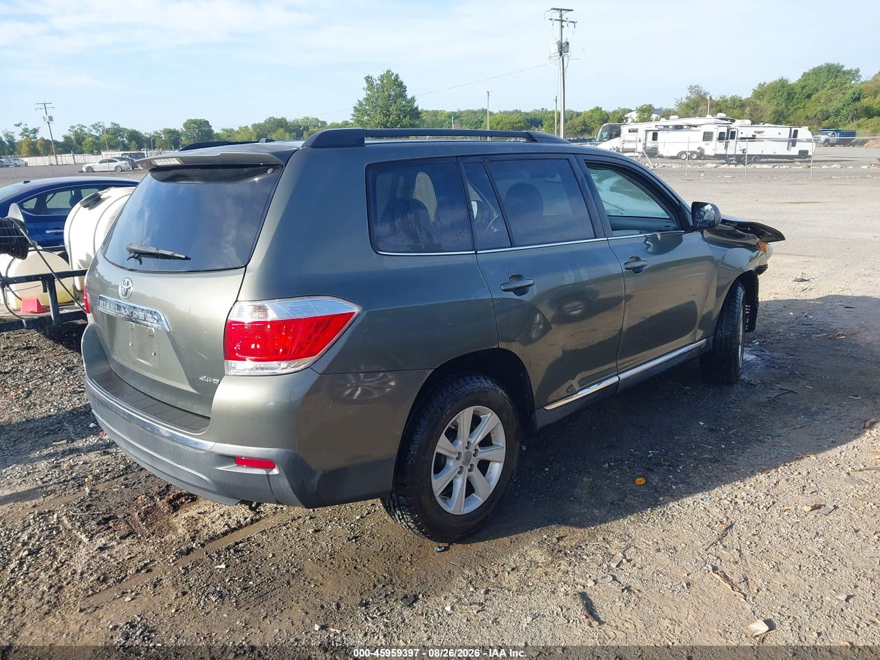 2012 TOYOTA HIGHLANDER SE V6 · 4/11