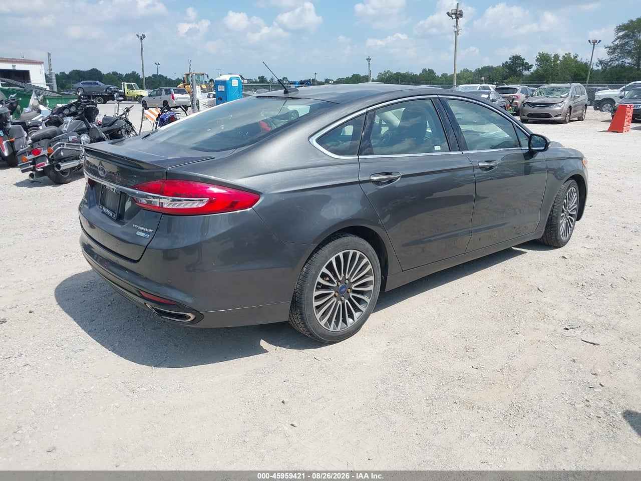 2018 FORD FUSION TITANIUM · 4/11