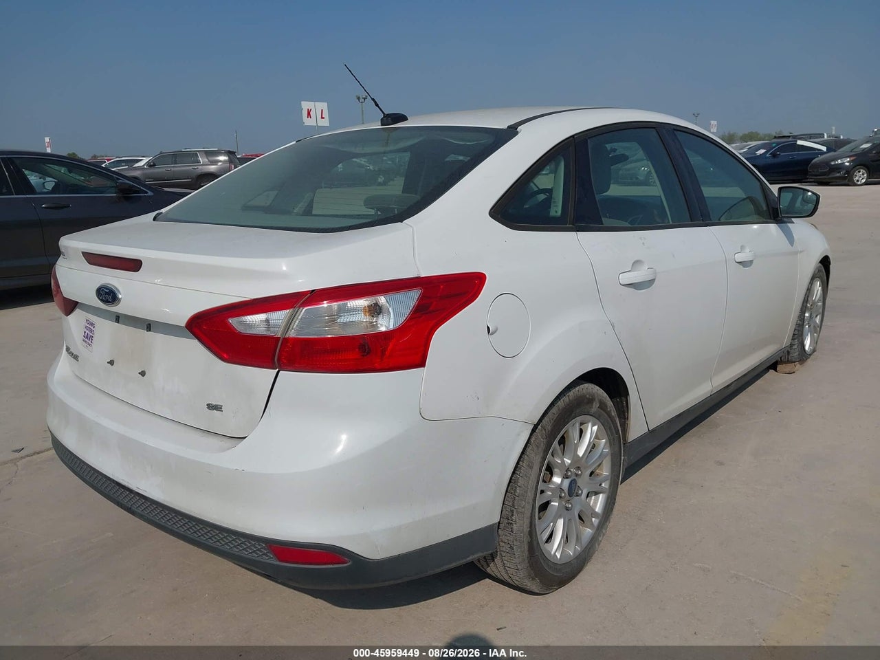 2012 FORD FOCUS SE · 4/10