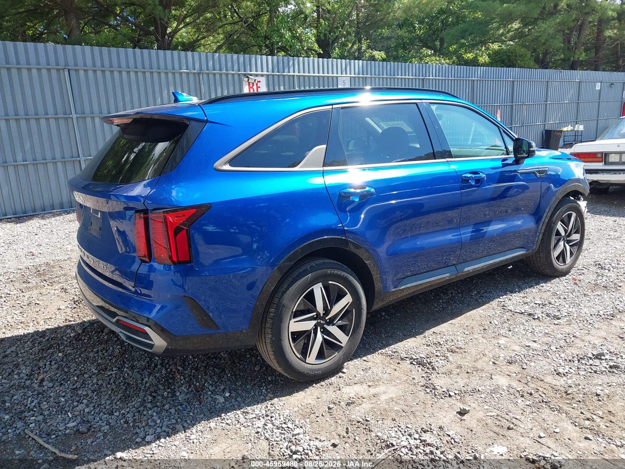 2022 KIA SORENTO S · 4/11