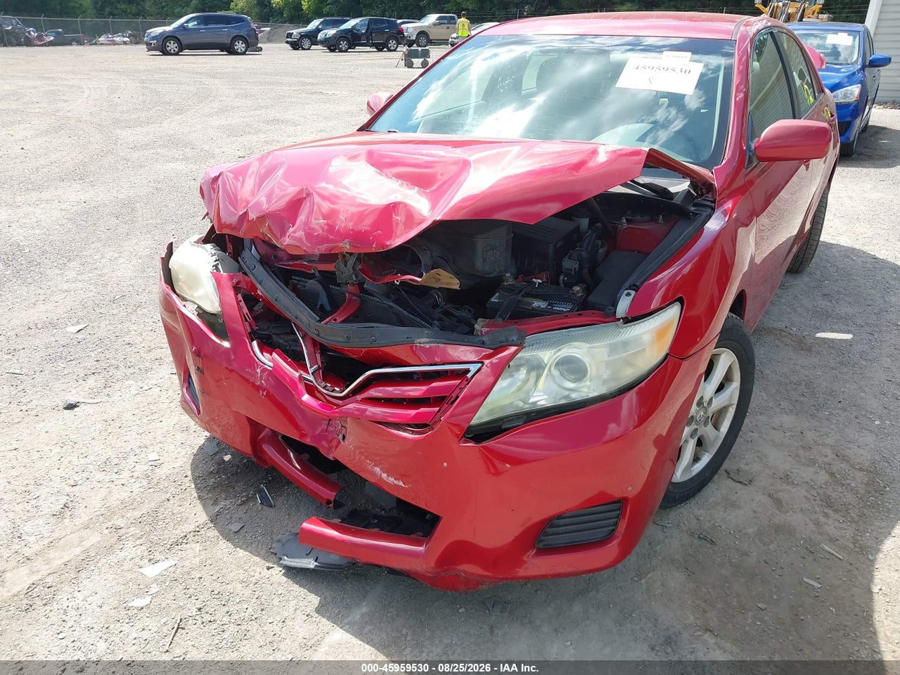2011 TOYOTA CAMRY LE · 6/11