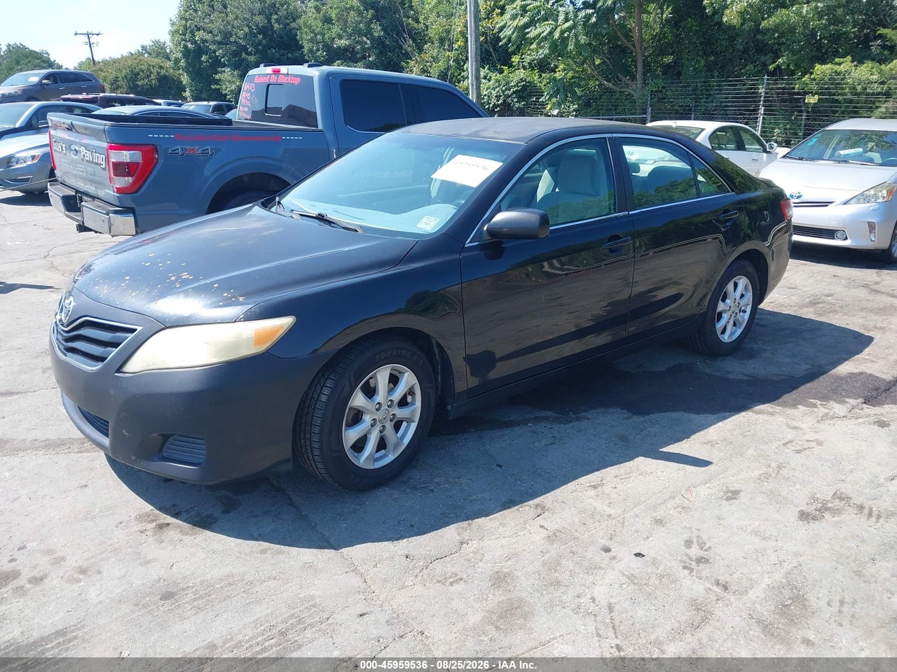 2011 TOYOTA CAMRY LE · 2/11