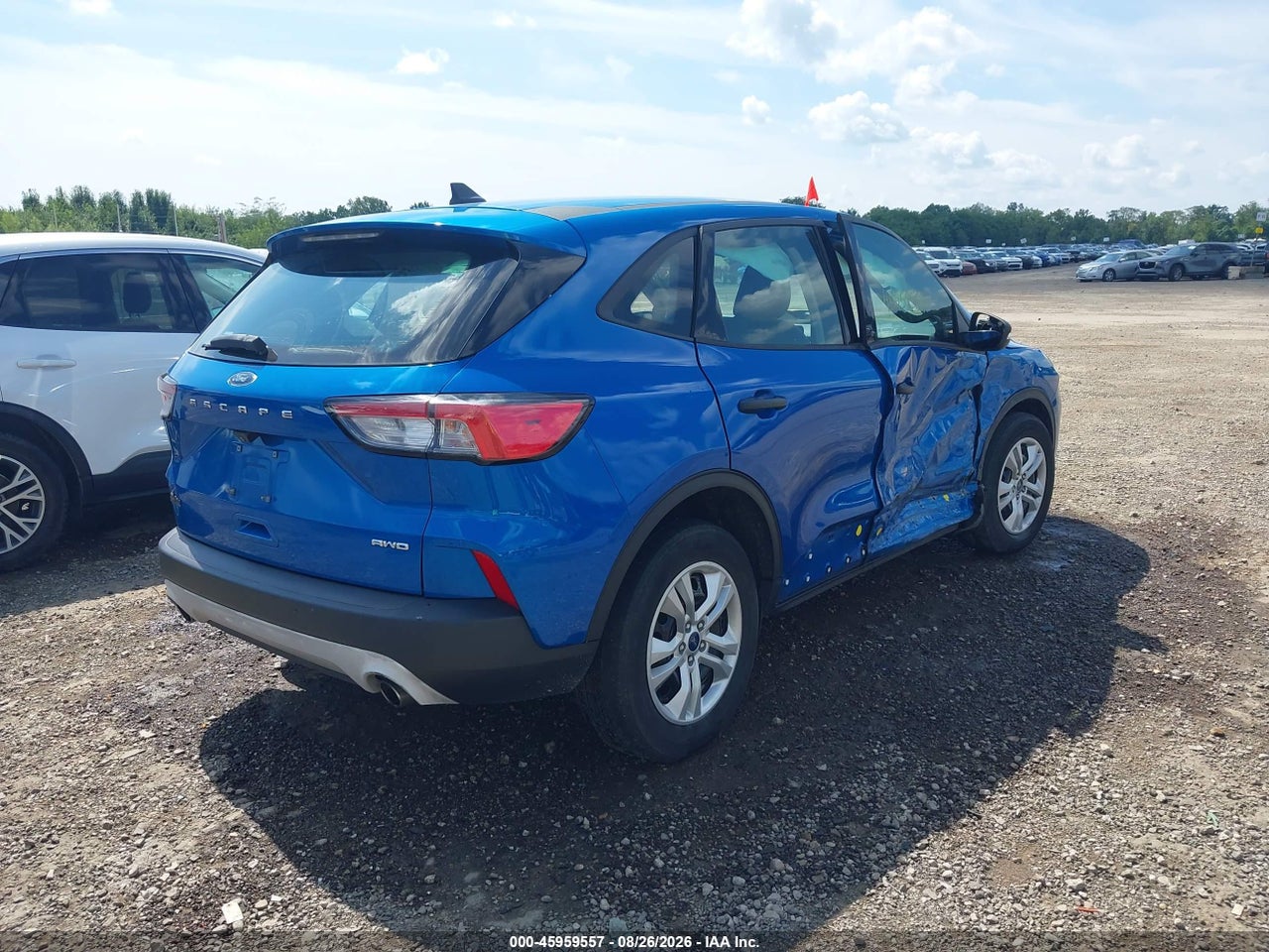 2020 FORD ESCAPE S · 4/11