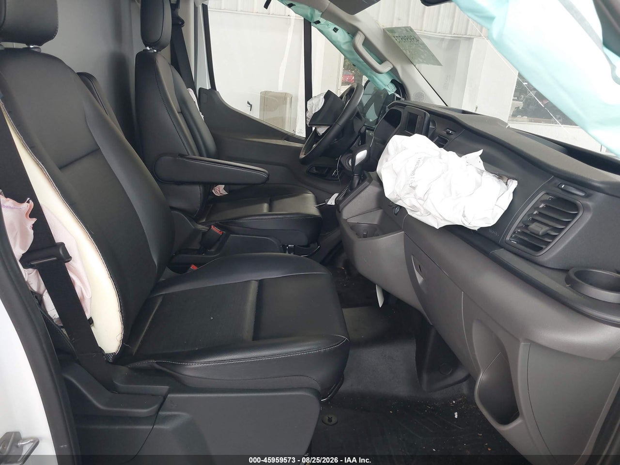 2025 FORD TRANSIT-250 · 5/11