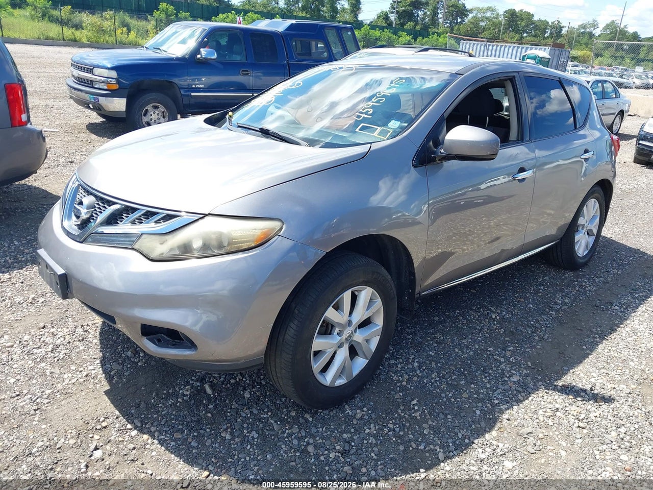 2012 NISSAN MURANO S · 2/11