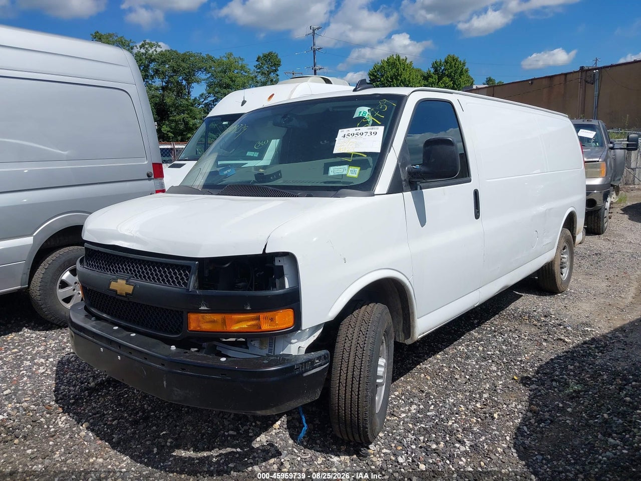 2025 CHEVROLET EXPRESS CARGO RWD 2500 EXTENDED WHEELBASE WT · 2/11