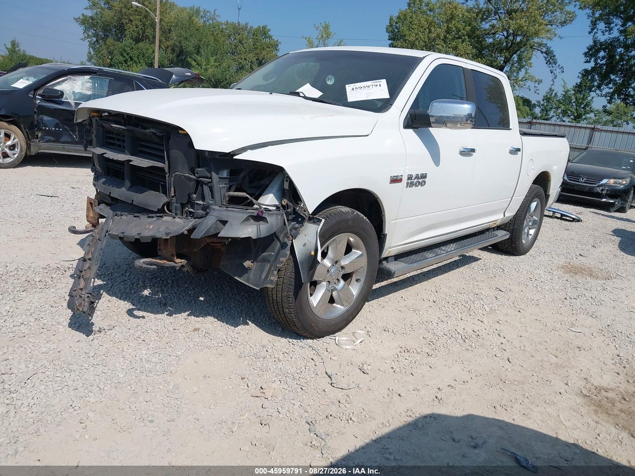 2016 RAM 1500 SLT · 2/11