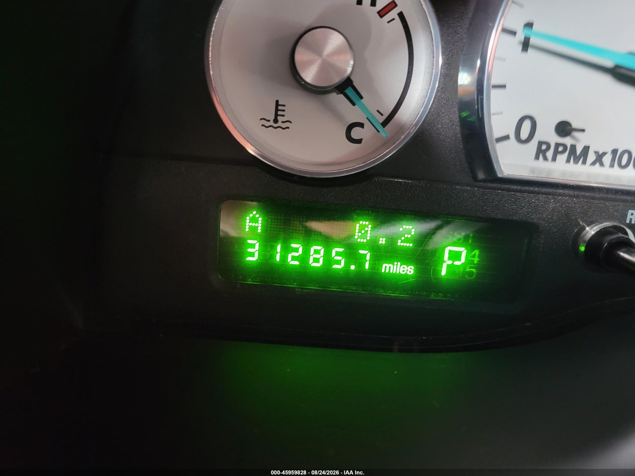 1FAHP60A93Y****** · 2003 FORD THUNDERBIRD   · 8/11
